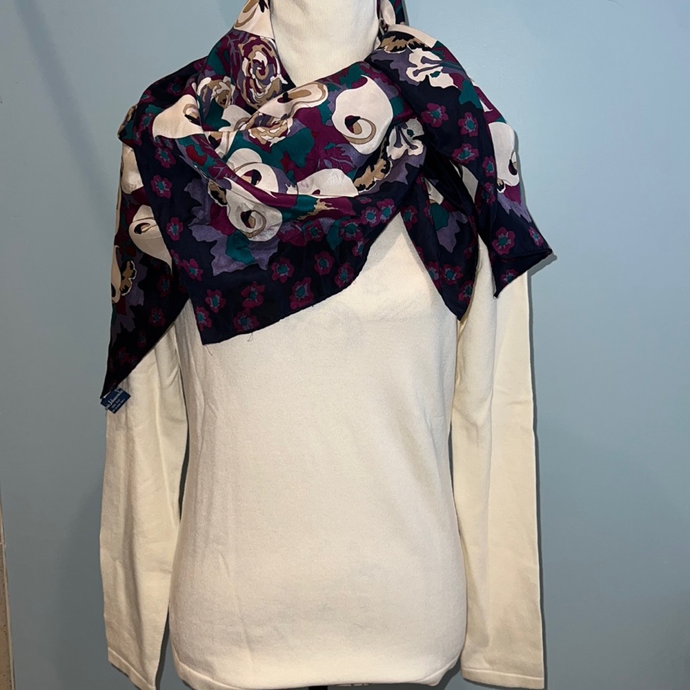 TALBOTS NEW cream TURTLENECK  SWEATER w/ GINNIE JOHANSEN VINTAGE scarf medium